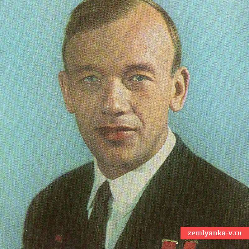 Почтовая карточка с портретом космонавта М.И. Елисеева