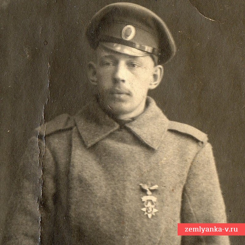Фото нижнего чина 5-го гренадерского Киевского наследника Цесаревича полка (?)
