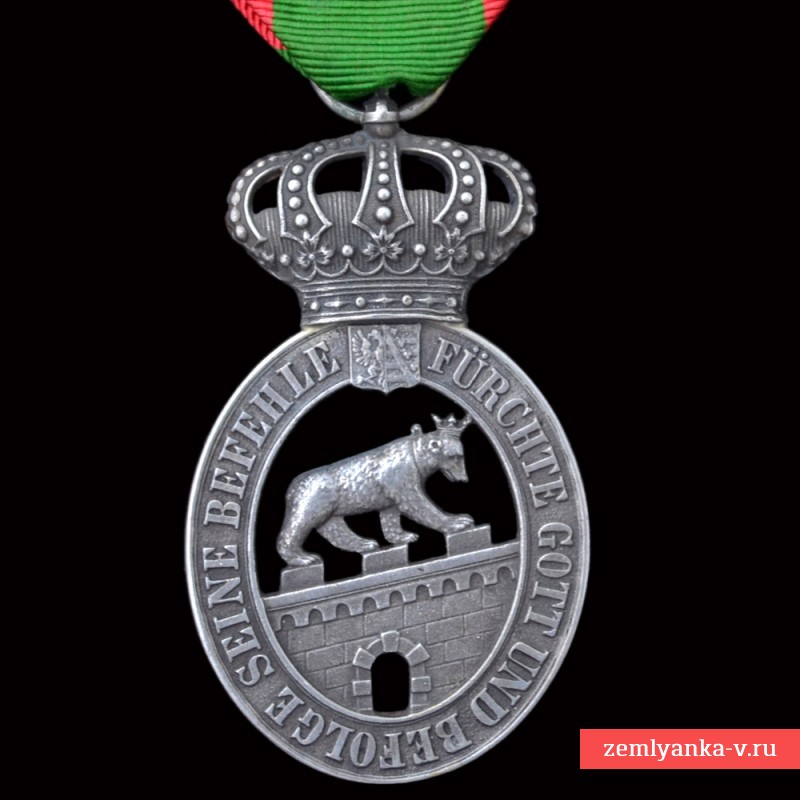 Знак ордена Альбрехта-Медведя 2 класса с короной, Анхальт