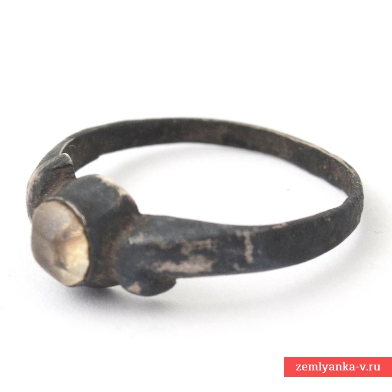 Русское серебряное кольцо с камнем