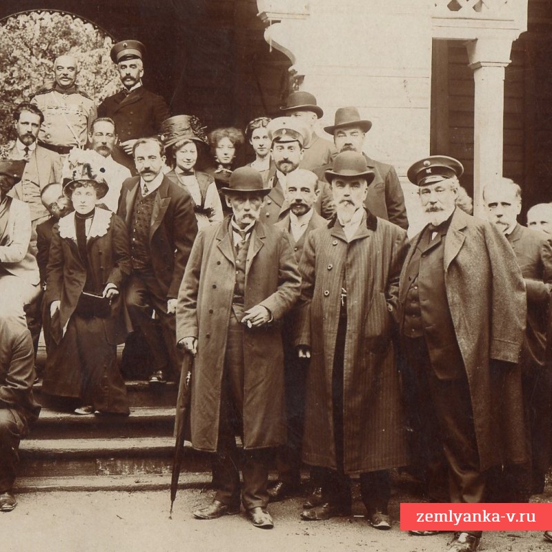 Фото группы чиновников и городской интеллигенции, 1910-е гг.