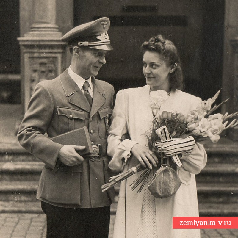Свадебное фото партийного чиновника NSDAP