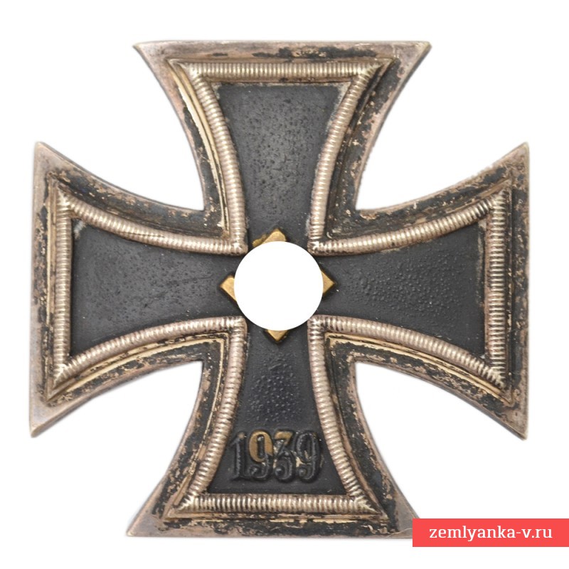 Железный крест 1 класса образца 1939 года, бронзовая сердцевина, выгнутый.