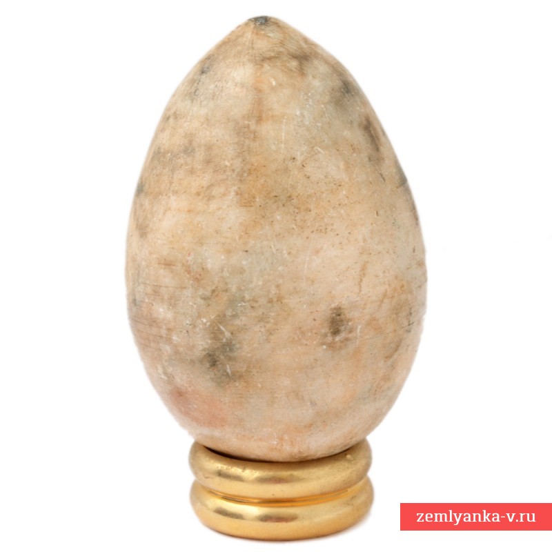 Каменное пасхальное яйцо