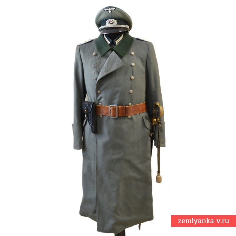 Шинель вермахта. Шинель вермахта образца 1940 года. Форма гауптмана вермахта. Форма вермахта шинель.