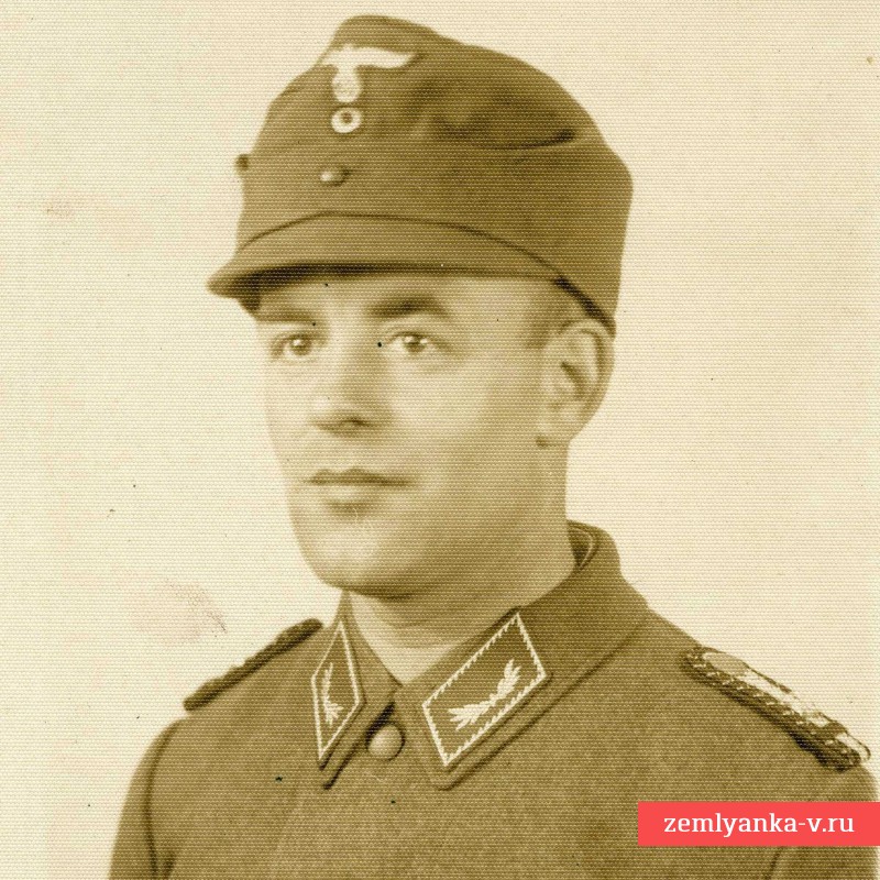 Фото кандидата в цолль-ассистенты таможни Третьего Рейха