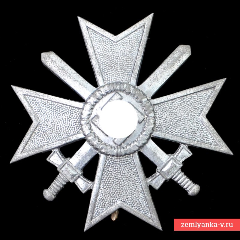 Цинковый выгнутый вариант креста военных заслуг 1 класса с мечами (КВК1) образца 1939 года, клеймо «4»