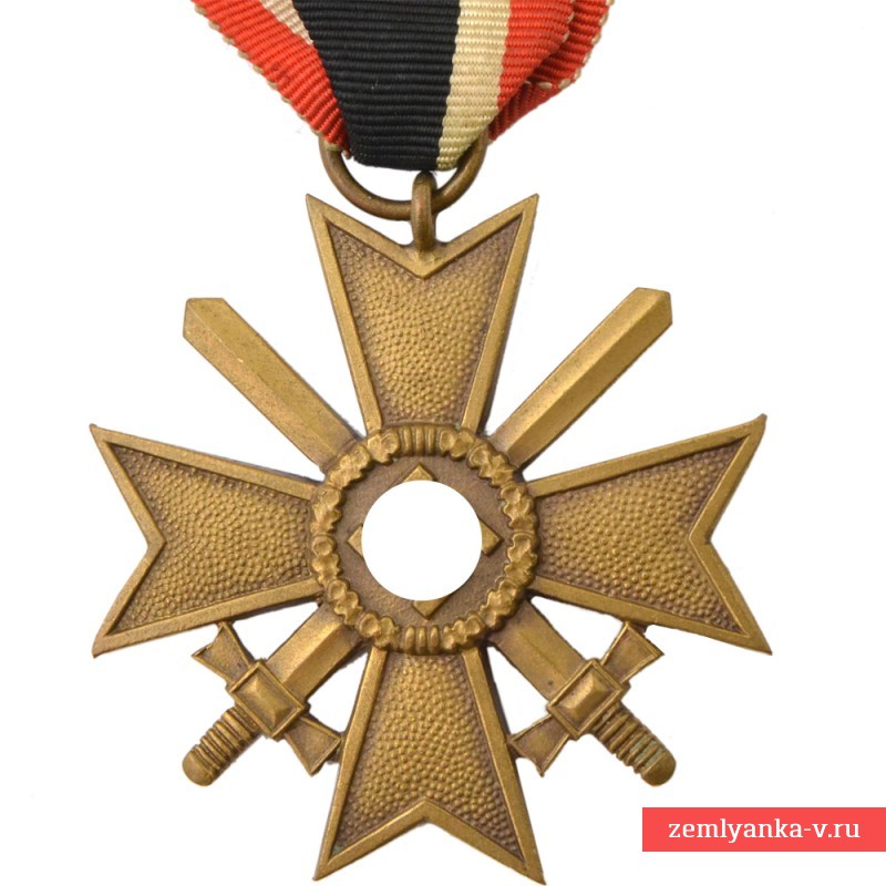 Крест военных заслуг 2 класса образца 1939 года, клеймо 82