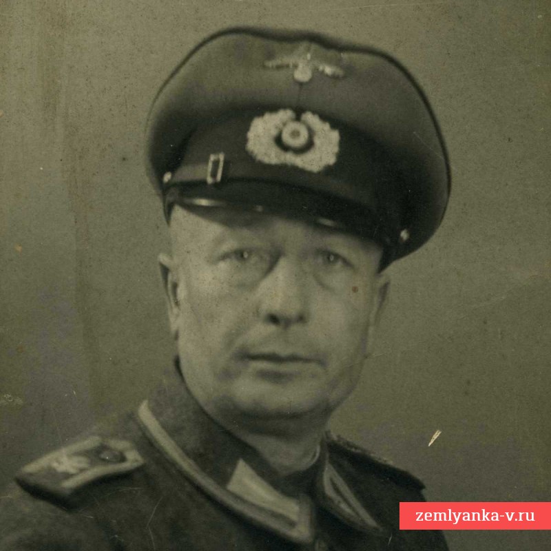 Фото унтер-офицера береговой артиллерии Кригсмарине с наградами. 1943 год.