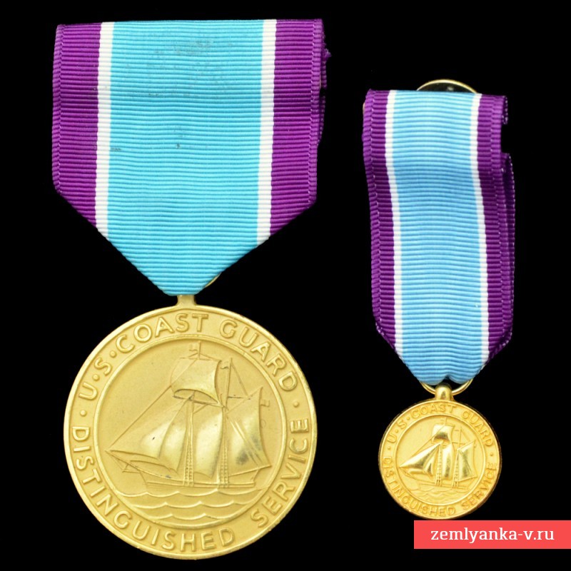 Медаль береговой охраны США «За выдающиеся заслуги», с миниатюрой