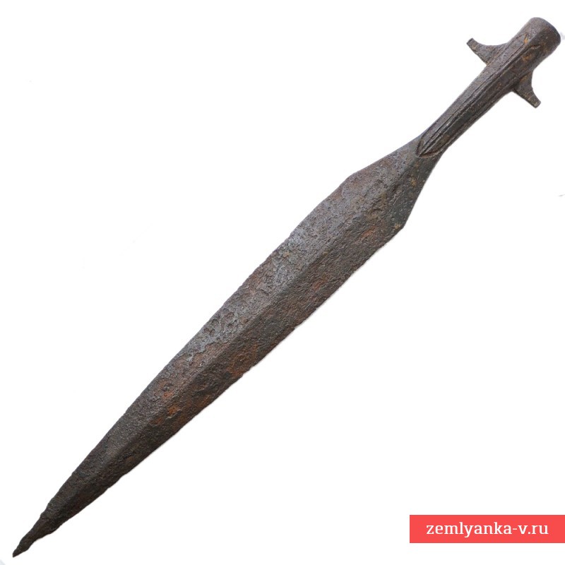Редчайший массивный «ушастый» наконечник копья викингов
