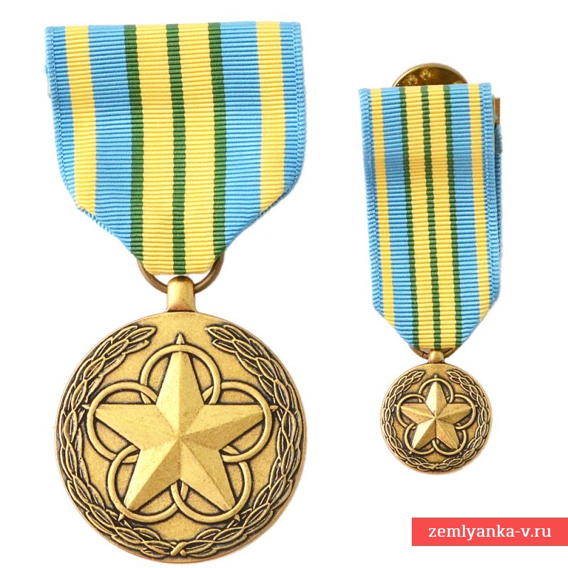 Военная медаль США за службу волонтером, с миниатюрой