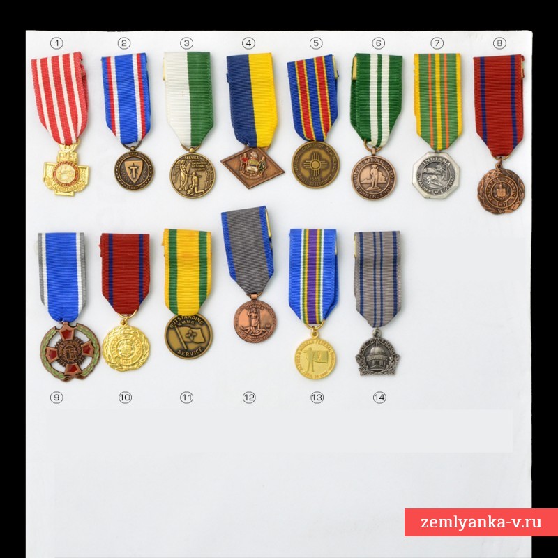 Миниатюрные версии медали Национальной Гвардии США