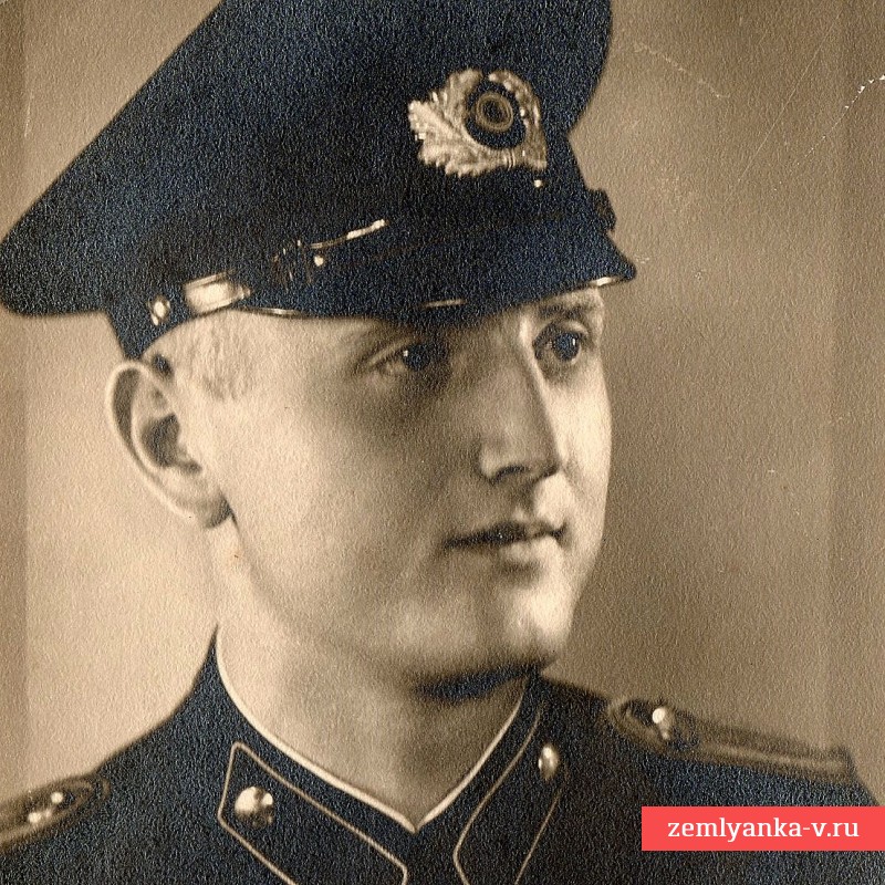 Портретное фото полицай-вахмистра полиции 3 Рейха