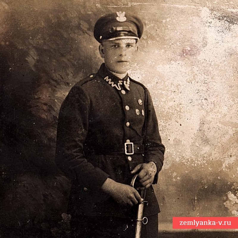 Фото польского кавалериста с саблей