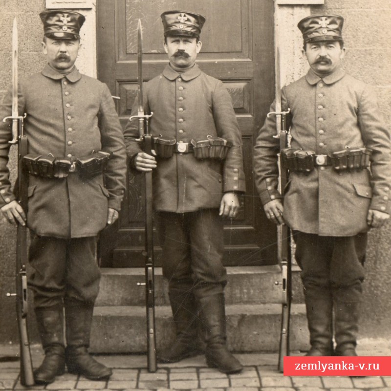 Фото солдат немецкого Ландштурма c винтовками Маузера обр. 1871 года 