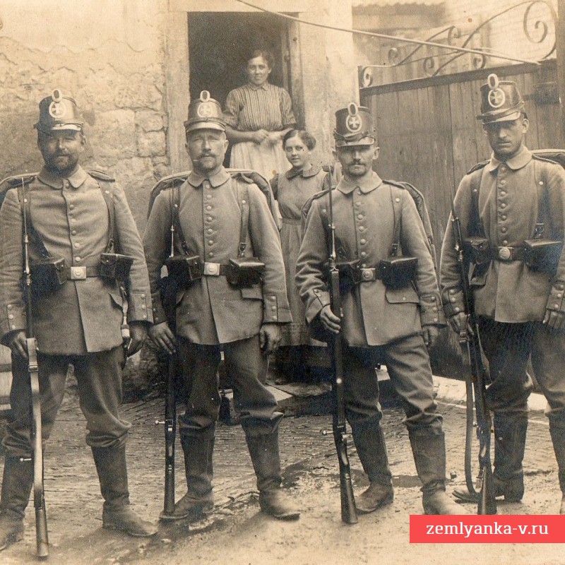 Фото солдат гессенского Ландвера в полной экипировке. 1914 год.