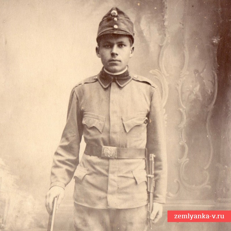 Фото венгерского солдата со штыком образца 1895 года к винтовке Маннлихера