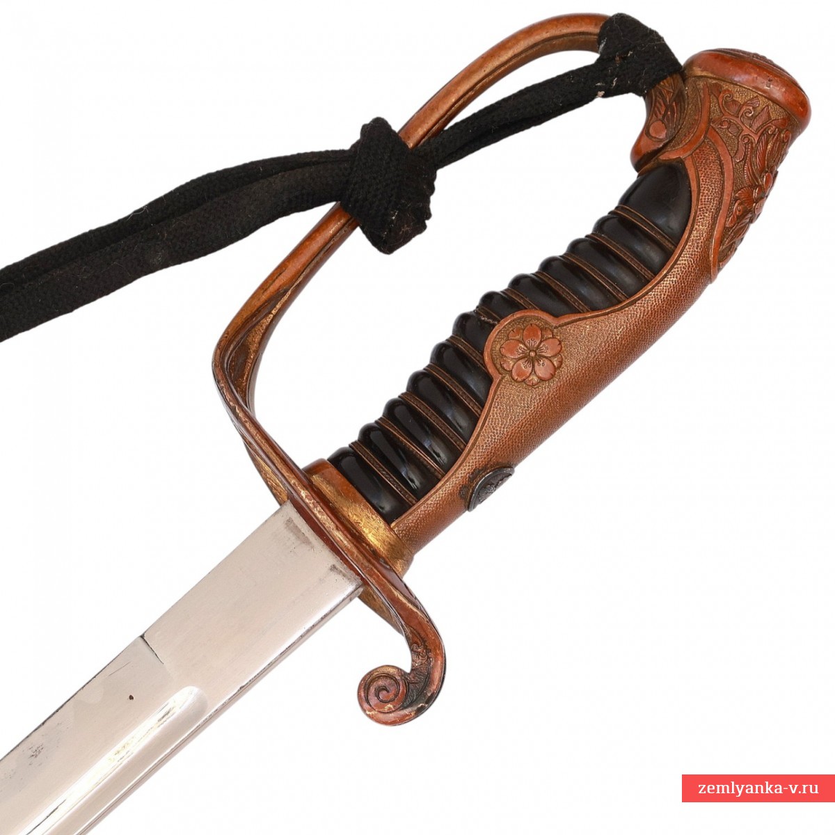 Сабля парадная младших армейских офицеров образца 1886 года с моном самурайского рода