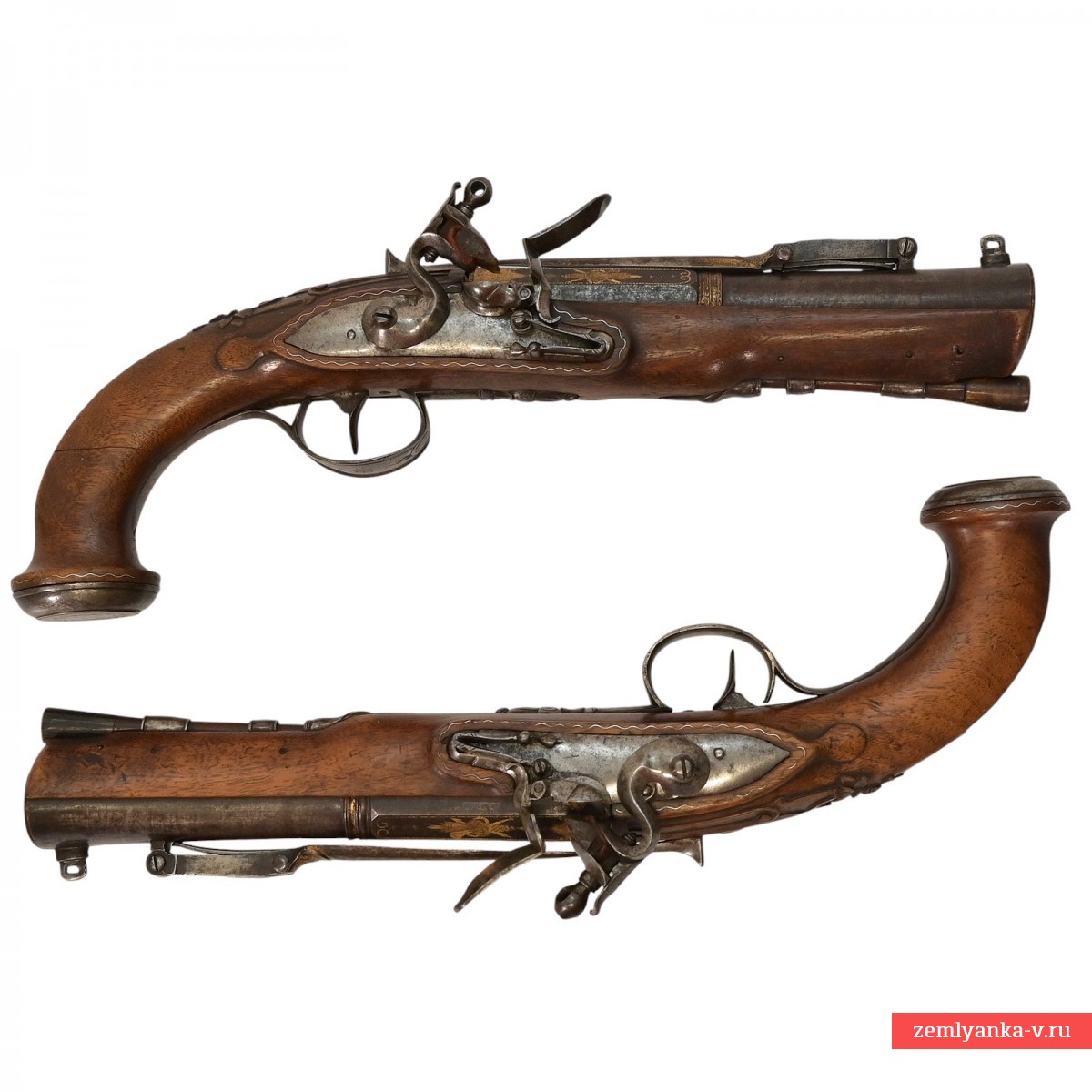 Пара кремневых пистолетов со стволами типа «тромблон» и откидными штыками
