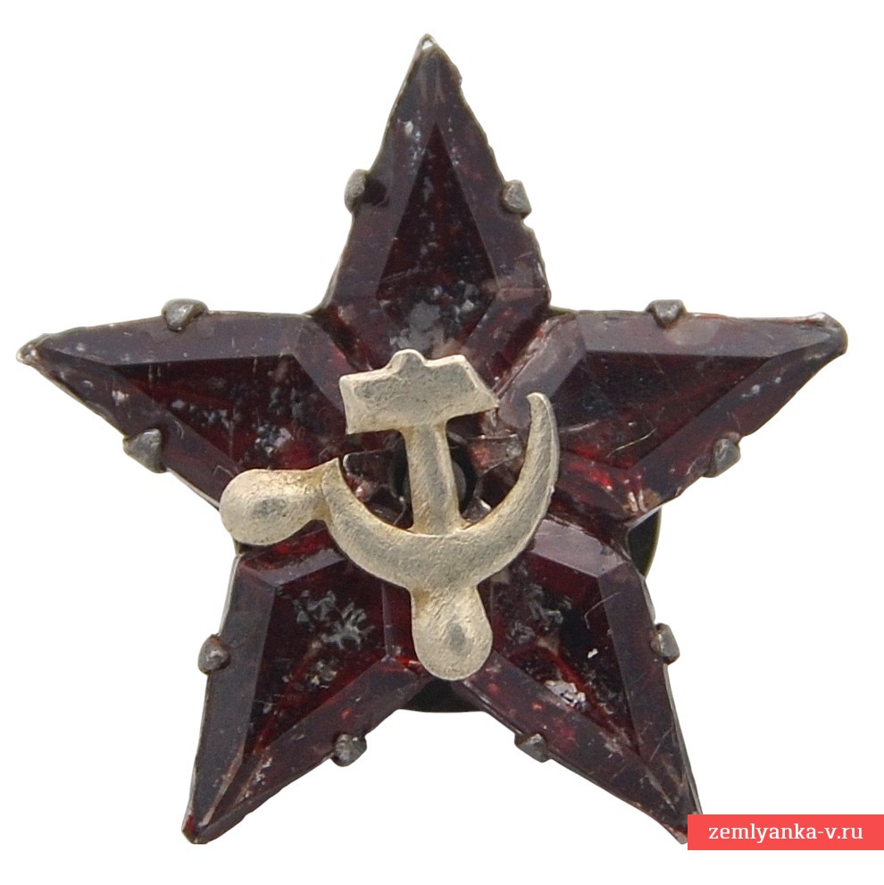 Стеклянная звезда на фуражку или лацкан пиджака