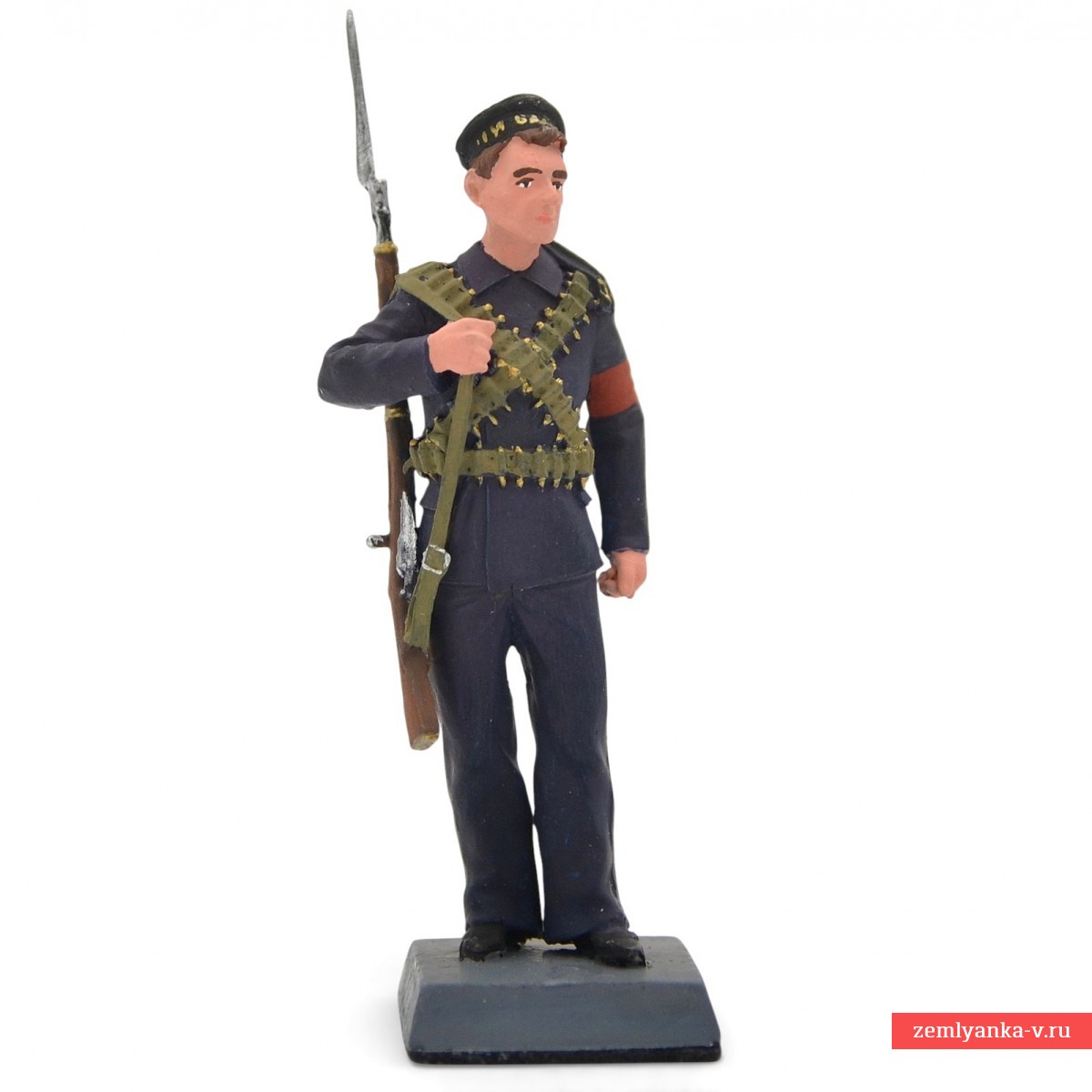 Оловянный солдатик «Революционный матрос»