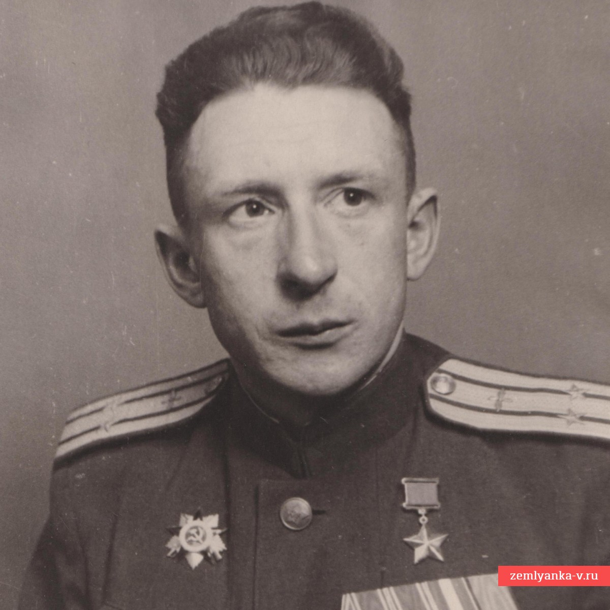 Фото подполковника ВВС РККА Соколова С.Н. – Героя Советского союза