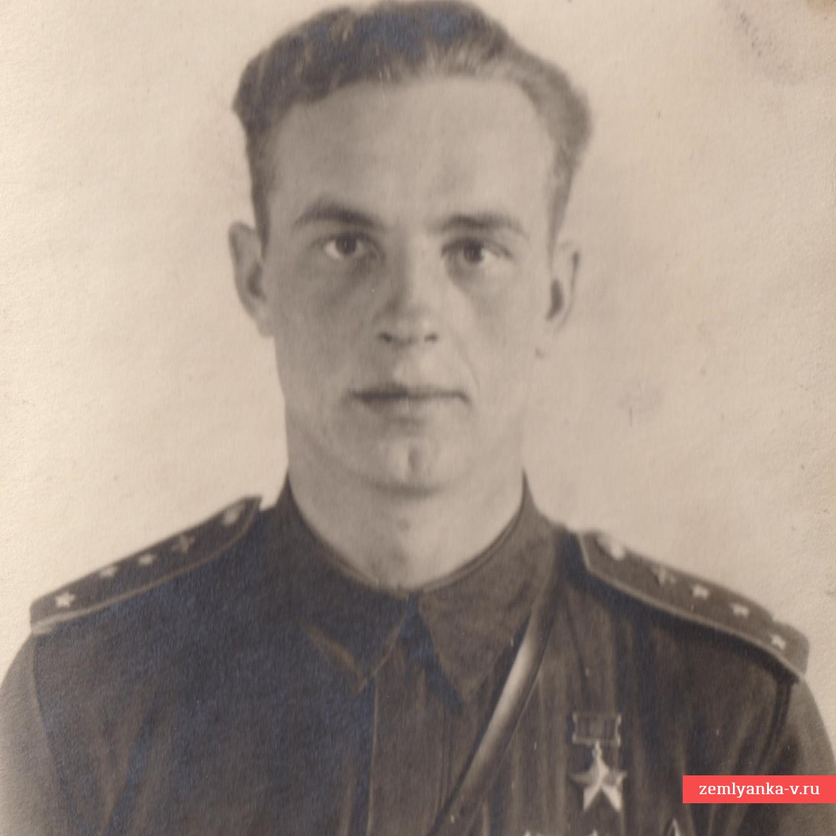 Фото капитана ВВС РККА Г.А. Григорьева – Героя Советского союза