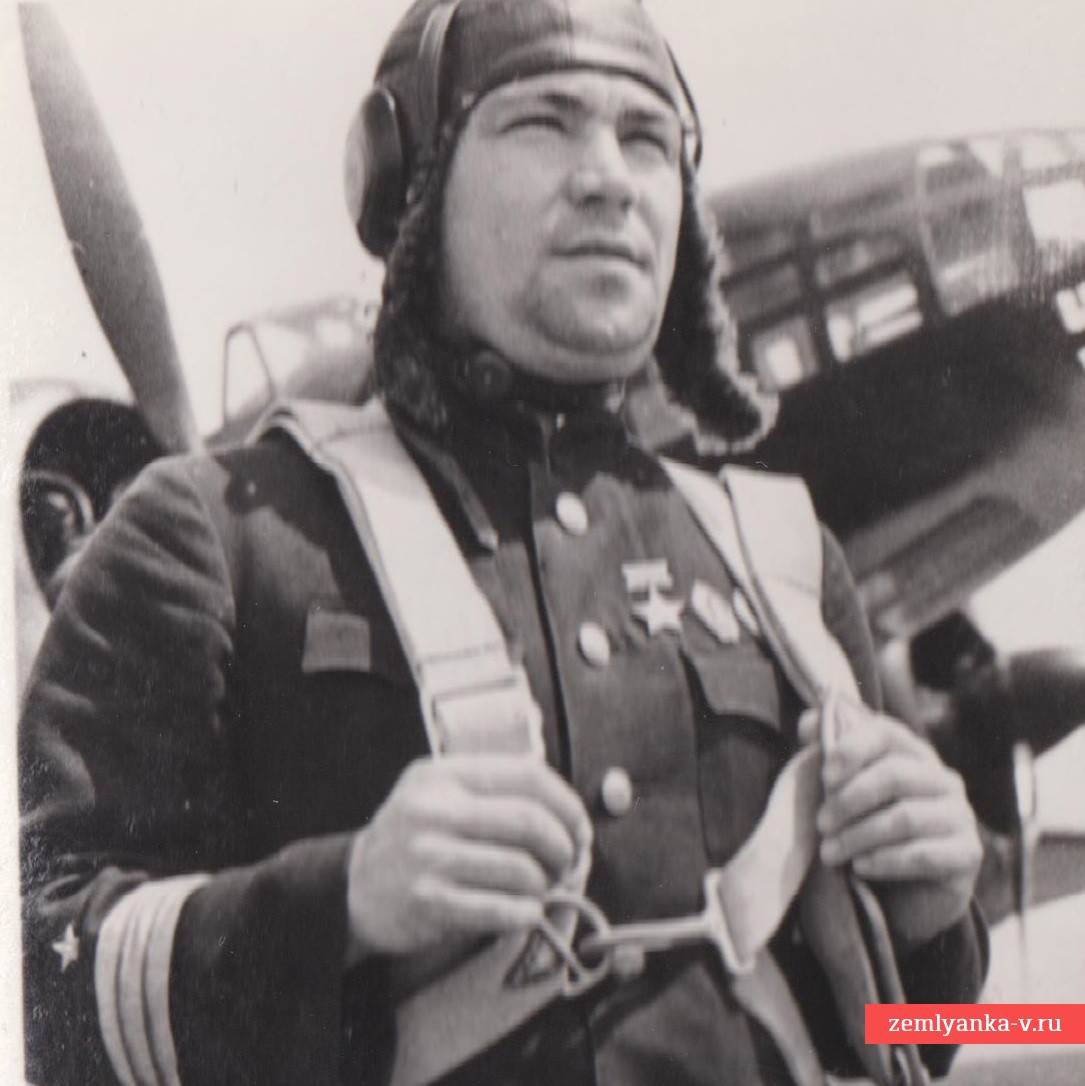 Фото лётчика минно-торпедной авиации Н.А. Токарева – Героя Советского союза