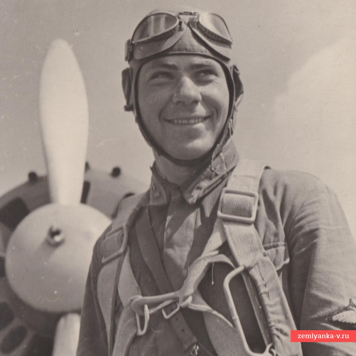 Фото одного из первых Героев Советского союза в войну Харитонова П.Т. 