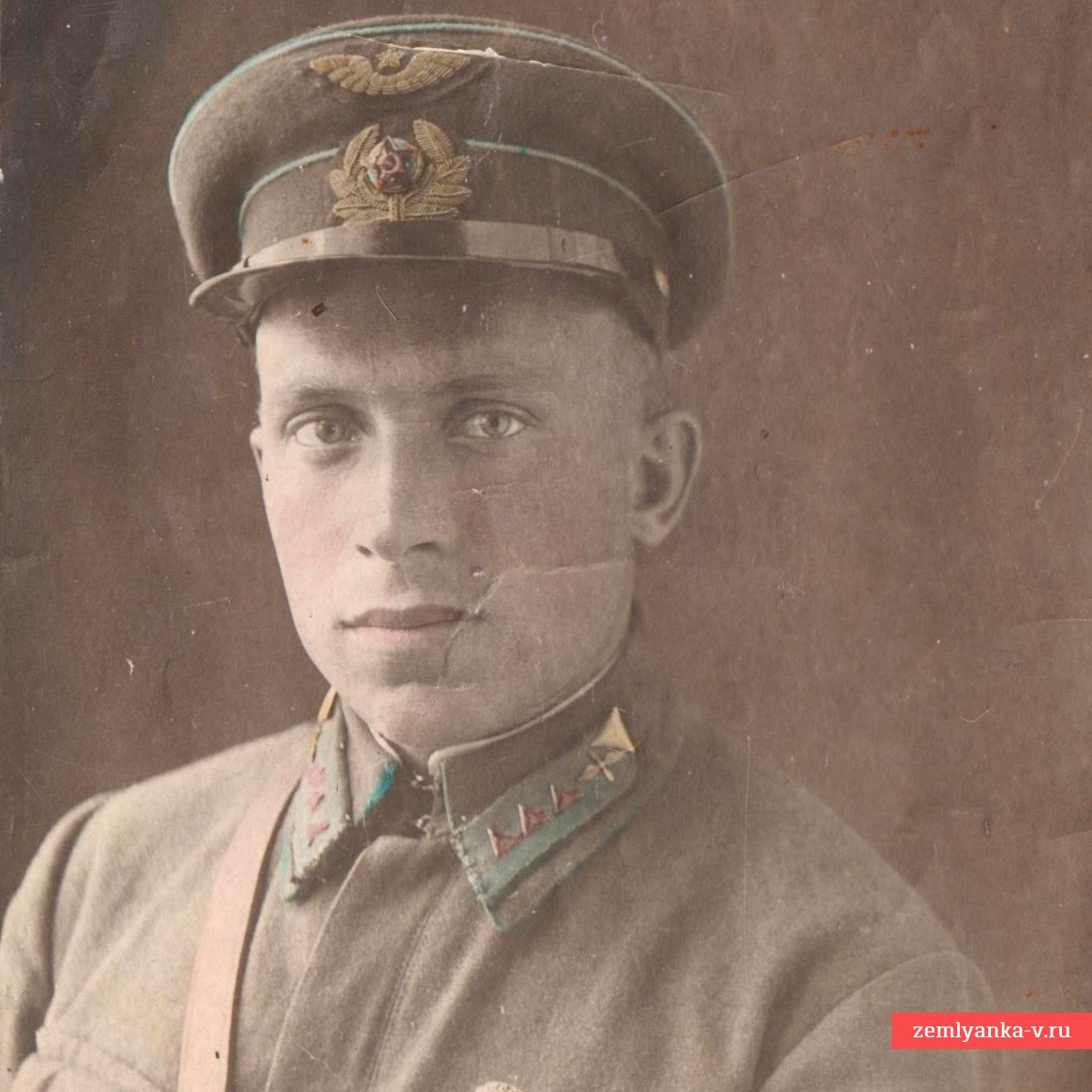 Цветное фото ст. сержанта ВВС РККА