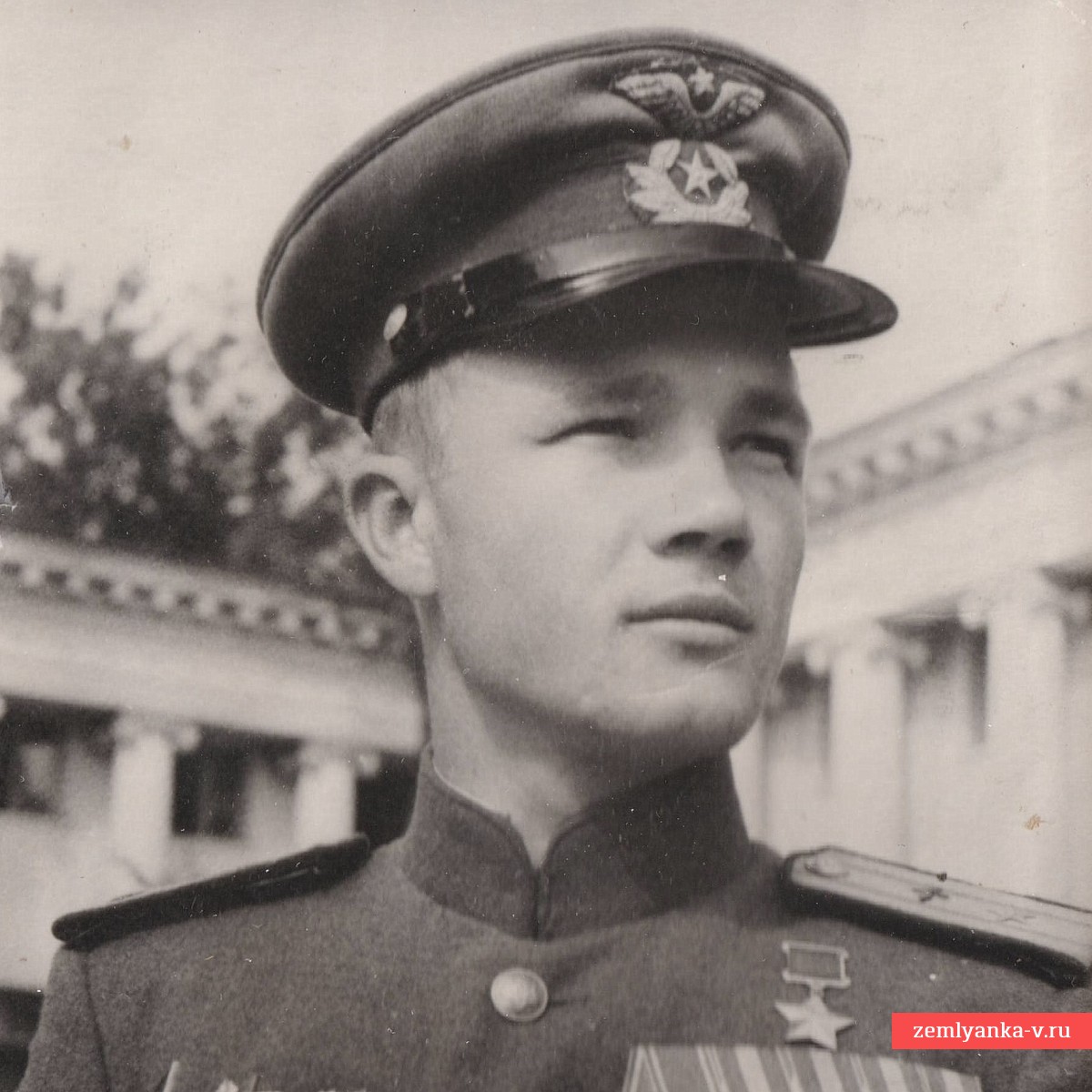 Фото гв. майора ВВС РККА Полагушина Н.И. – Героя Советского союза