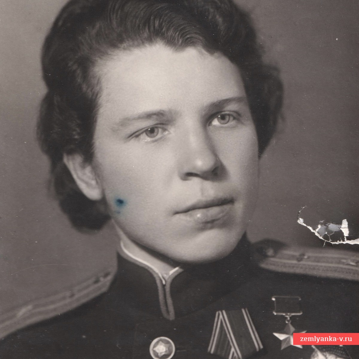 Фото летчицы ВВС РККА Никулиной Е.А. – Героя Советского союза