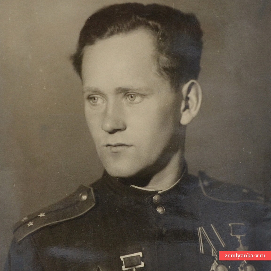 Фото ст. лейтенанта ВВС Н.Ф. Старостина – Героя Советского союза