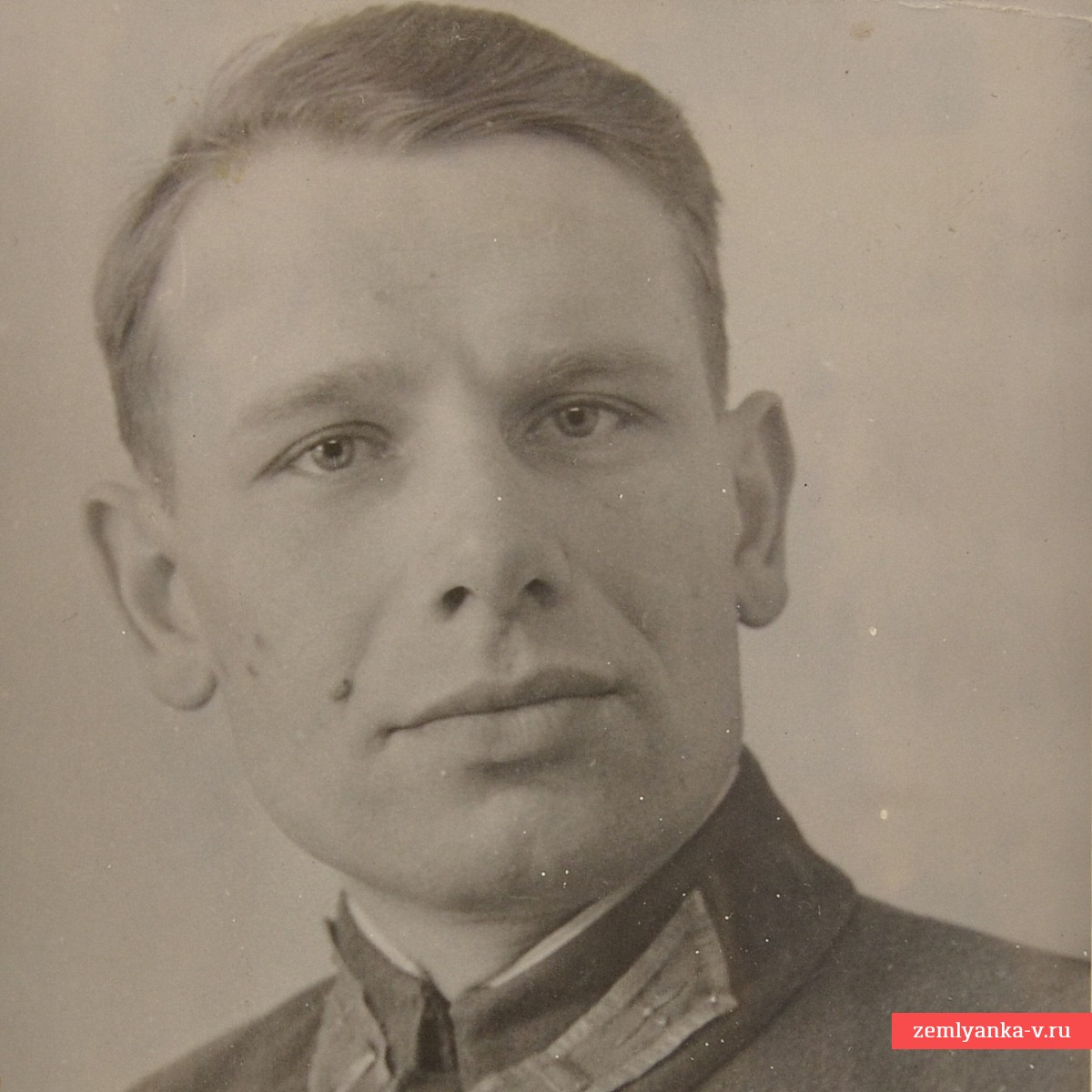 Фото капитана ВВС РККА В.Д. Панфилова – Героя Советского союза