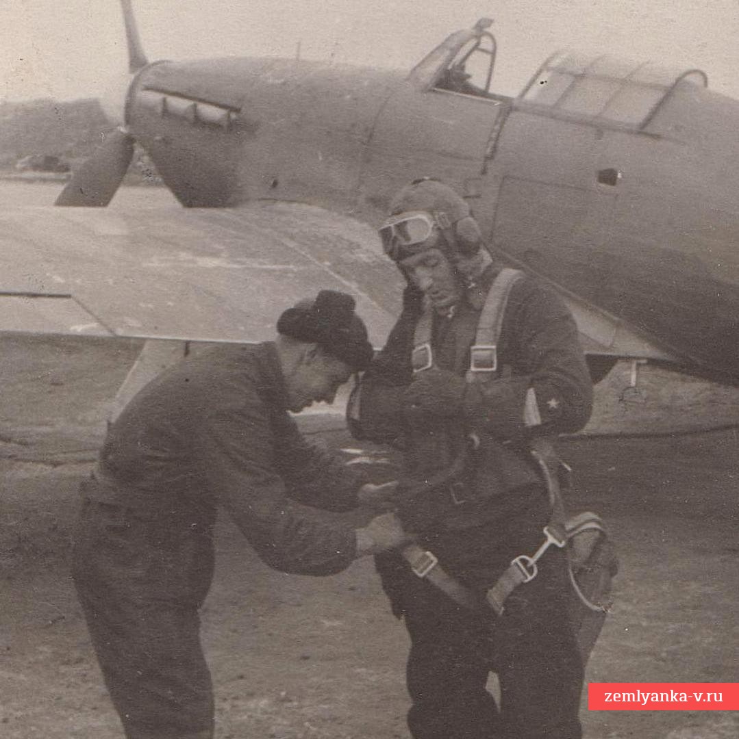 Фото капитана ВВС РККА П.Г. Сгибнева –Героя Советского союза, 1942 г.