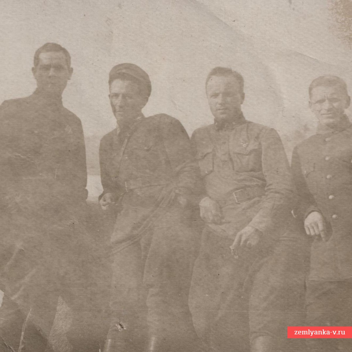 Фото представителей специальной комиссии ОГПУ, райкома и т.д.