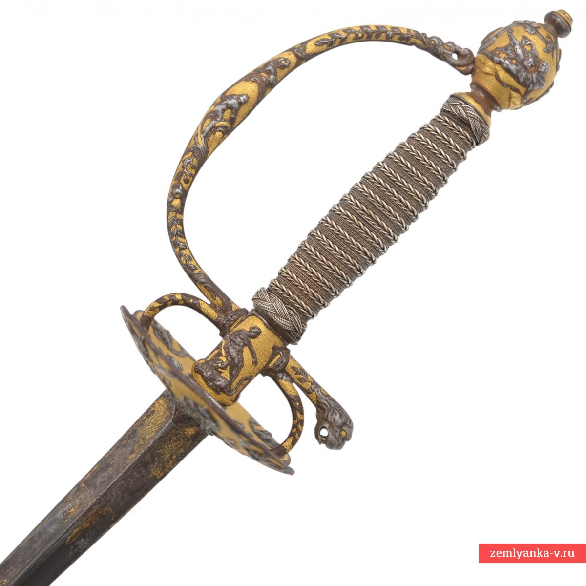 Изящная французская шпага середины XVIII века, украшенная в технике оброна