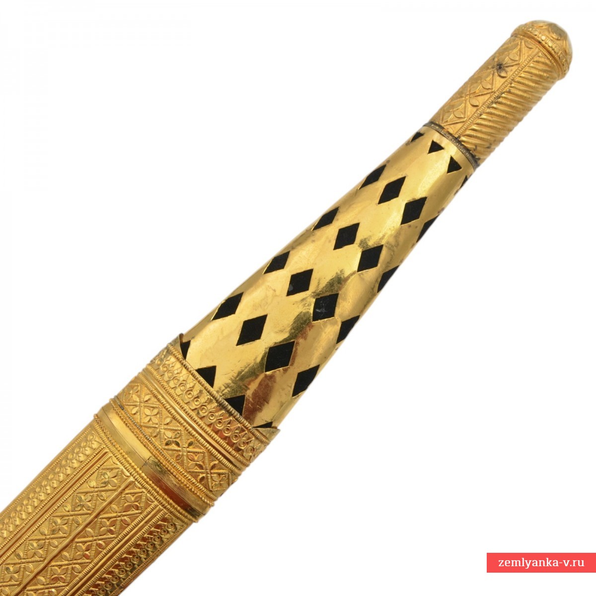 Традиционная оманская сабля «сайф» в золотом приборе