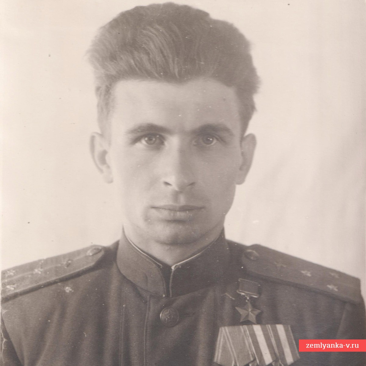 Фото ст. лейтенанта ВВС РККА В.Д. Орлова – Героя Советского союза