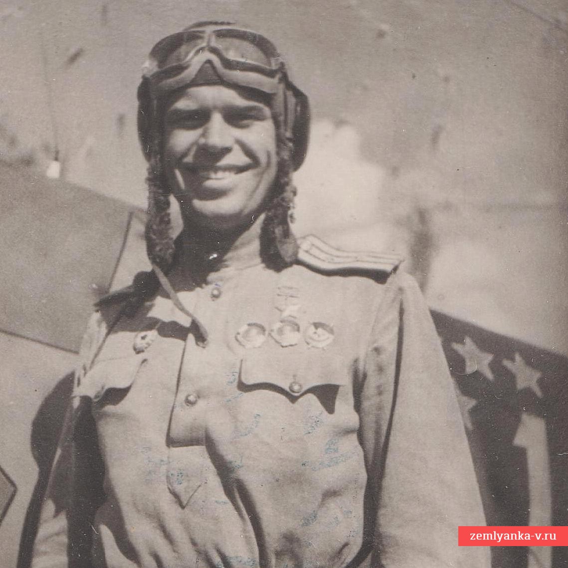 Фото Героя Советского союза майора ВВС РККА М.С. Токарева, 1943 г.