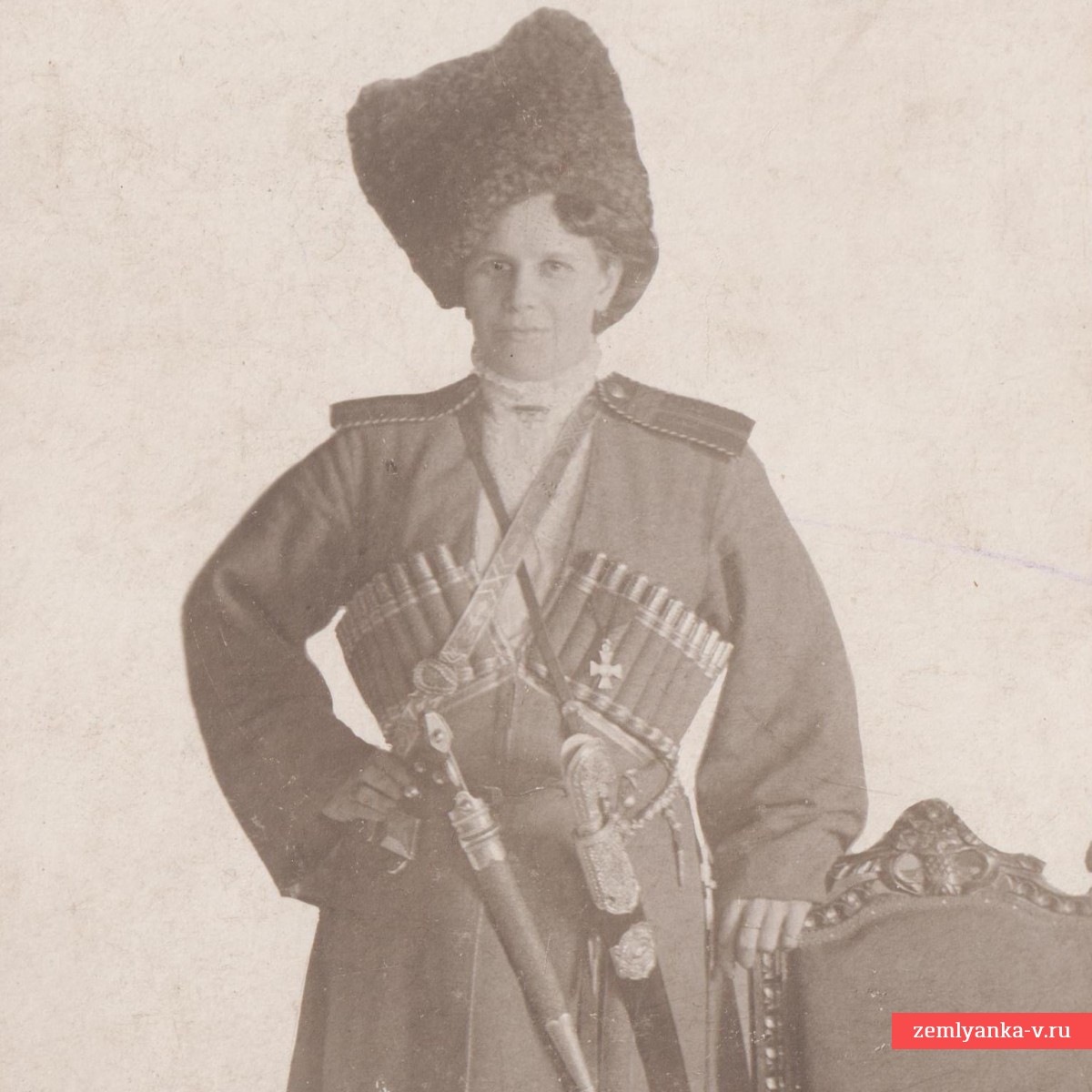 Фото супруги вахмистра Никитина в казачьей форме