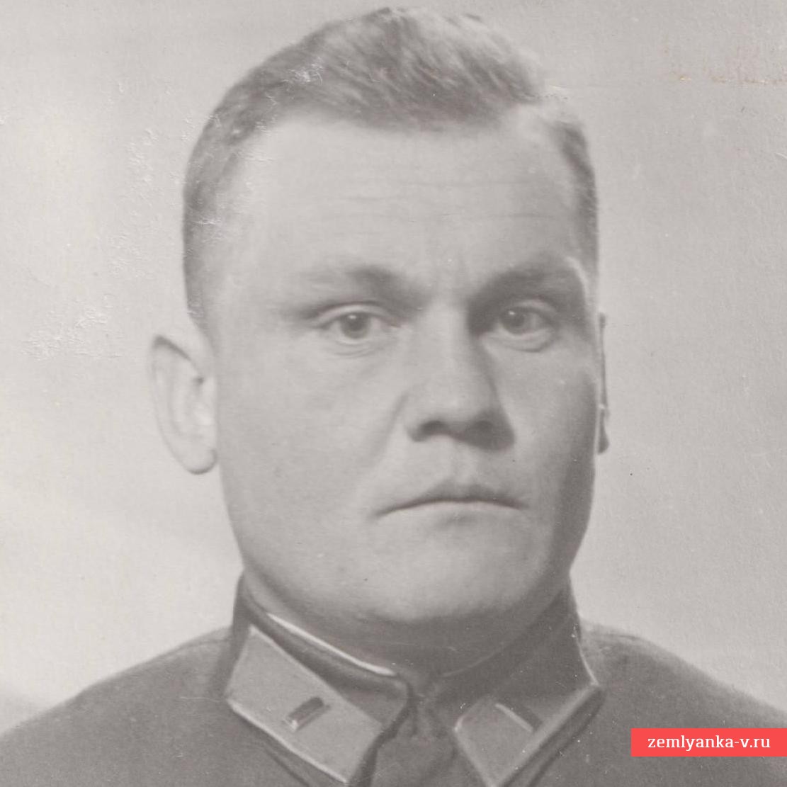 Фото Героя Советского союза капитана ВВС РККА Б.В. Бирюкова
