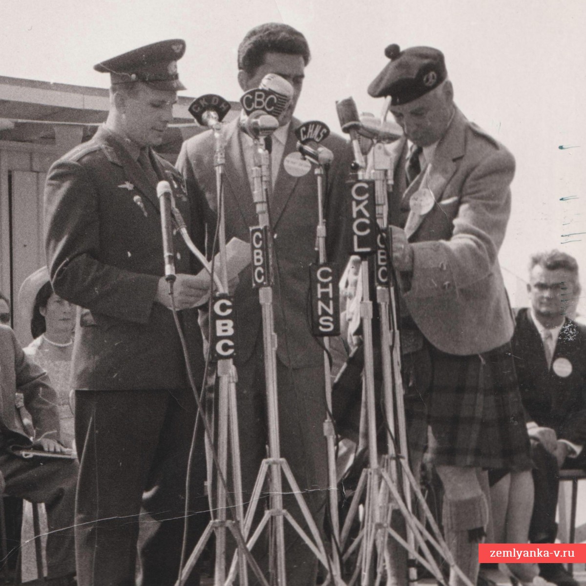 Фото Ю.А. Гагарина с предпринимателем И. Сайрусом в Канаде, 1961 г.