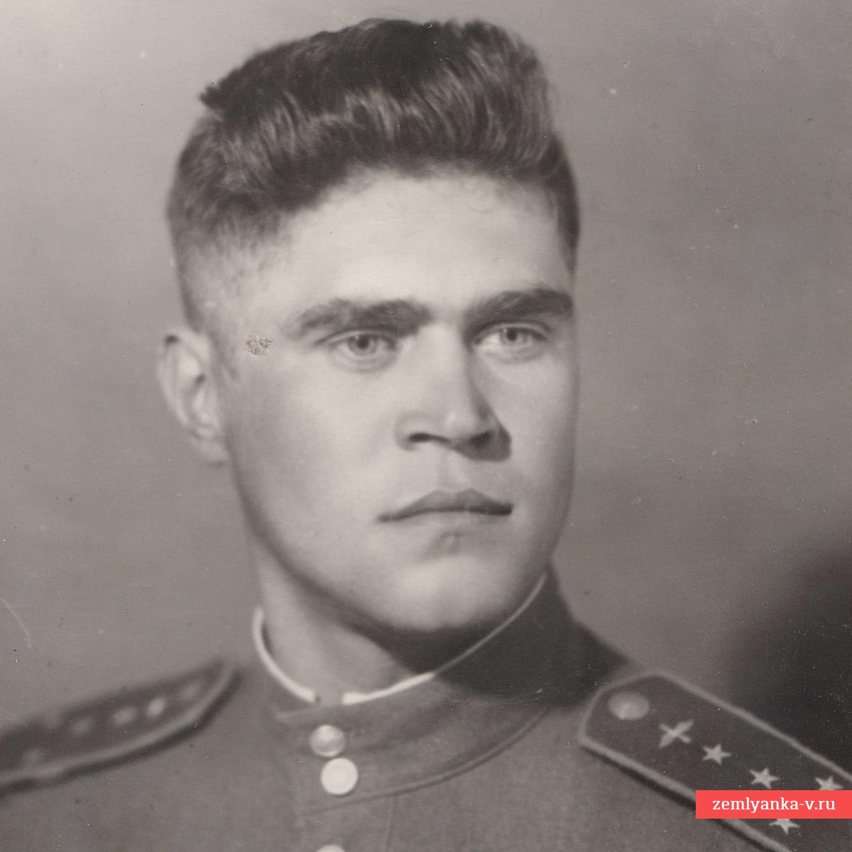 Фото будущего дважды Героя ССР И.Н. Степаненко, 1944 г.