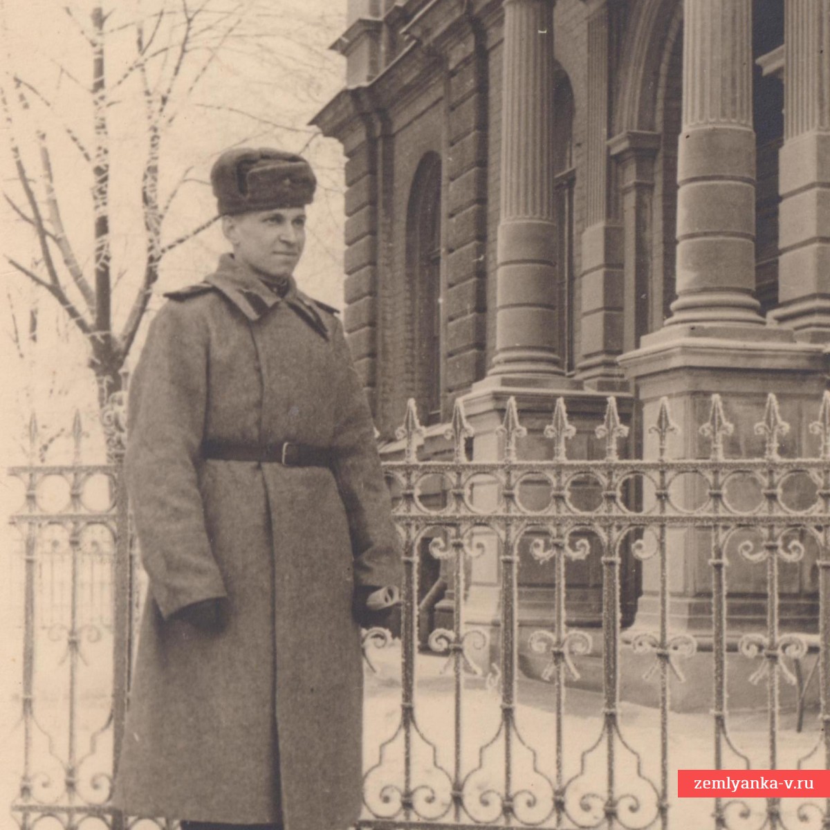 Фото ефрейтора РККА в зимнем обмундировании, 1946 г.