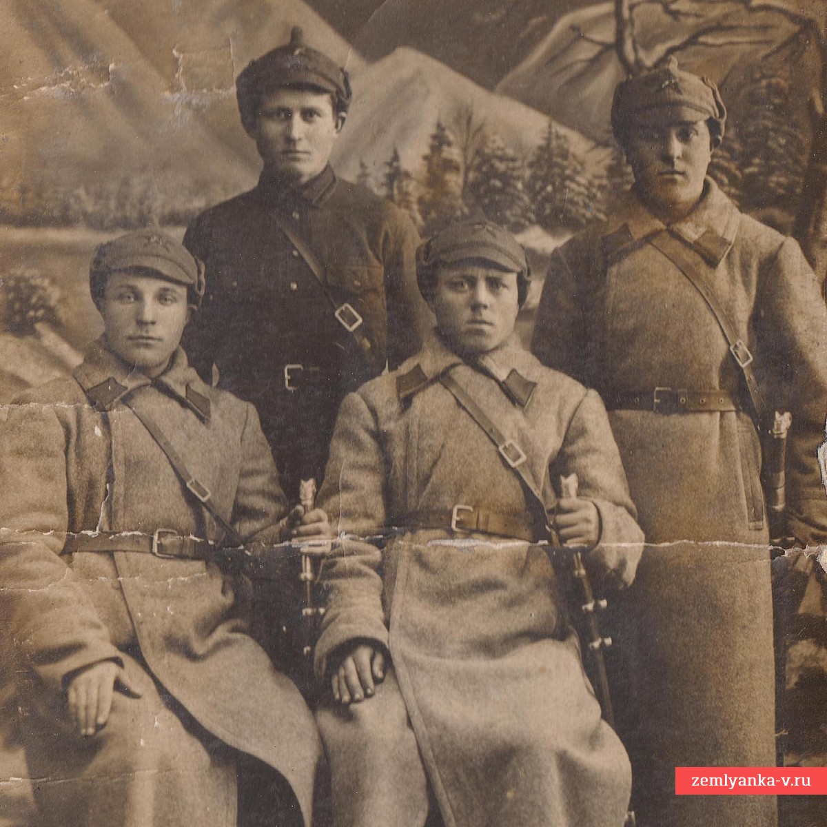 Фото красноармейцев кавалерии РККА в зимней форме, 1931 г.
